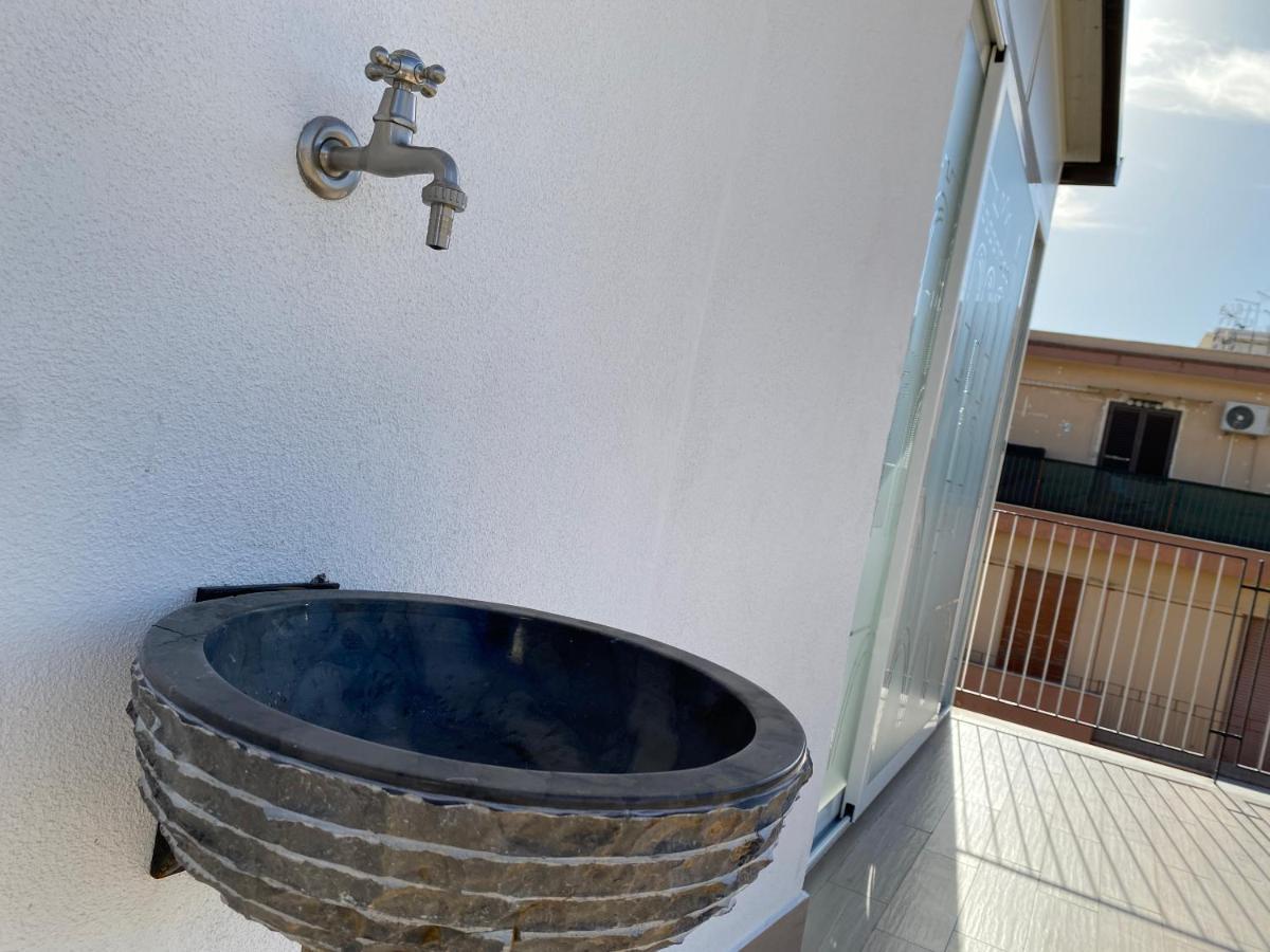 Casa Vacanze Alla Zisa Palermo Exteriör bild
